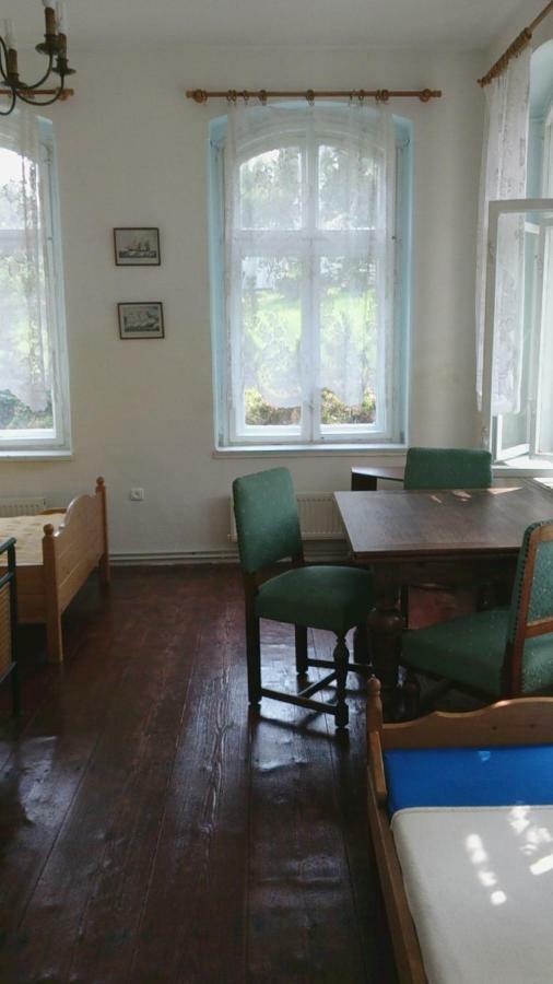 Dom Pod Orlimi Skalami - Blisko Zamku Czocha Apartment Lesna Exterior photo